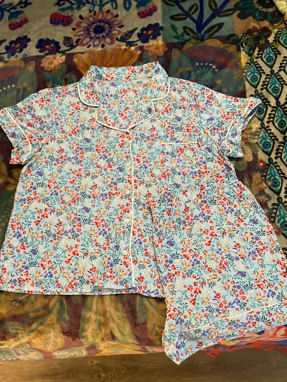 Draper James Floral Pajama Set Blue Short Sleeve Top & Shorts Size Large